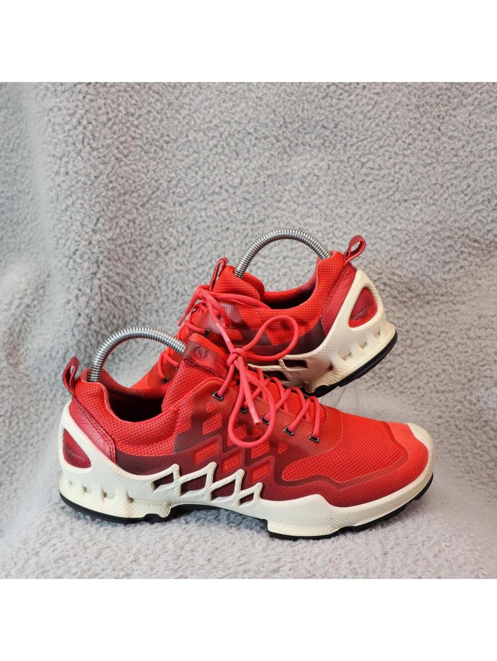 ECCO Biom AEX Womens Size 40 (US 9-9.5) Red Athletic Shoes